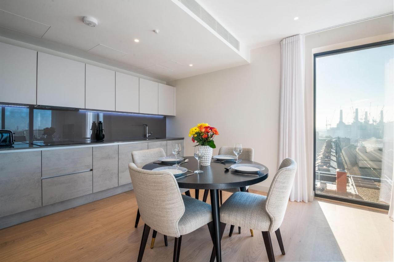 Modern Family Home Close To Victoria Station By Underthedoormat Londra Exterior foto