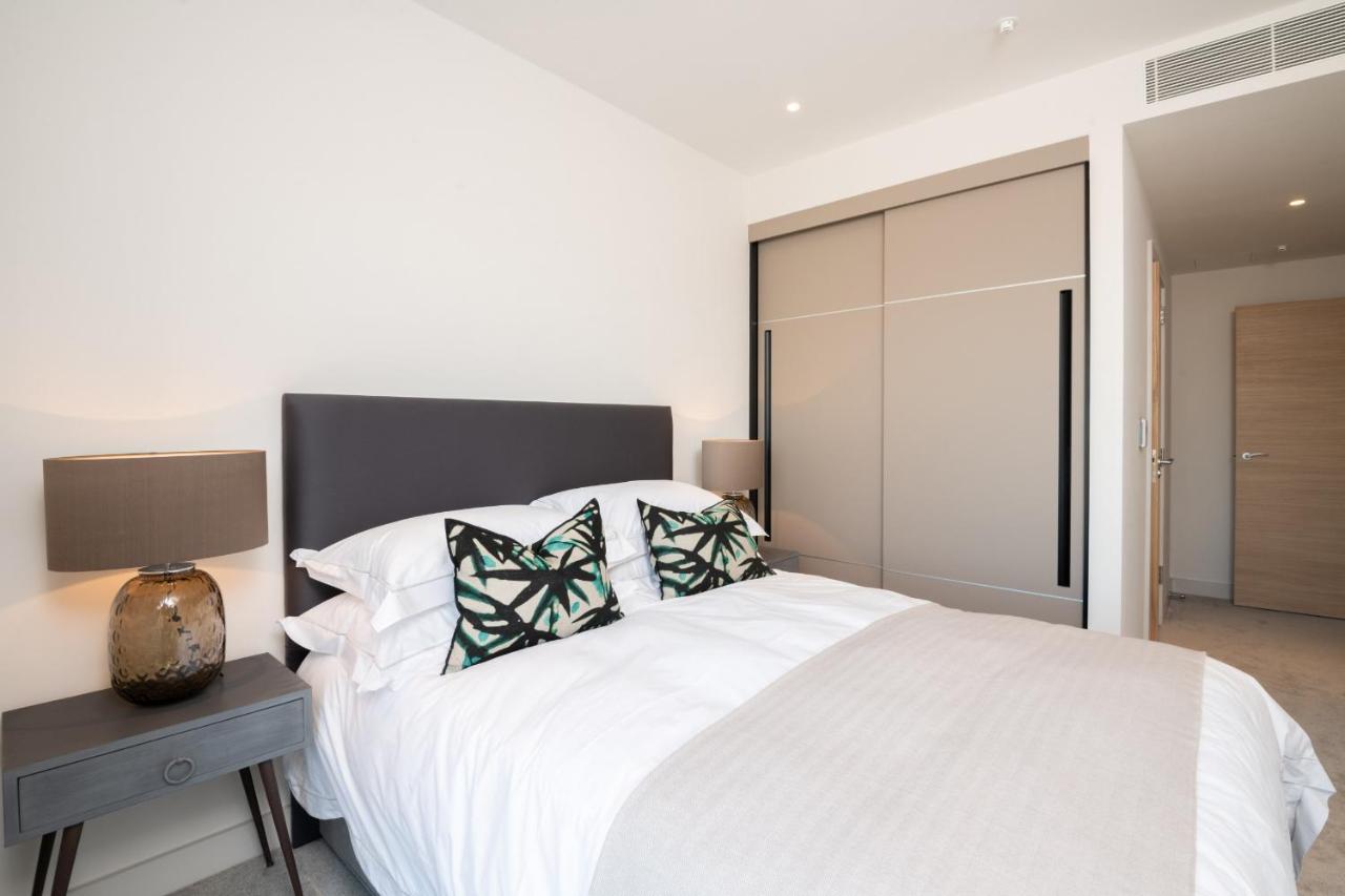 Modern Family Home Close To Victoria Station By Underthedoormat Londra Exterior foto