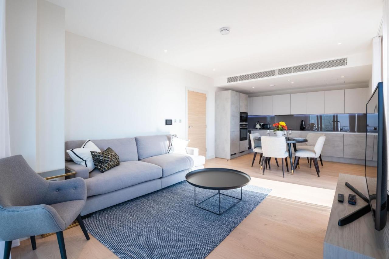 Modern Family Home Close To Victoria Station By Underthedoormat Londra Exterior foto